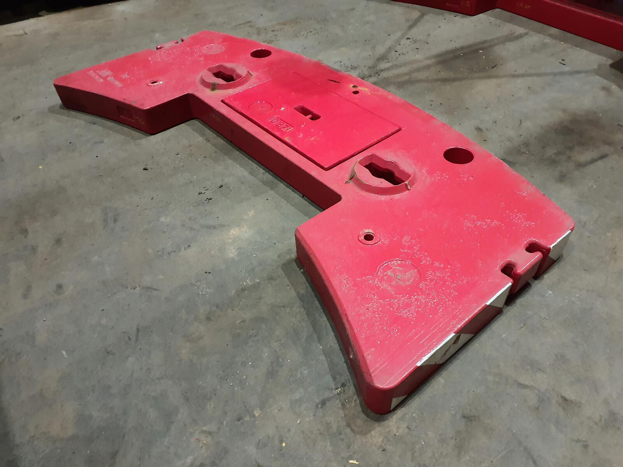 FAUN AUN HK 60 counterweight 2 ton - Αντίβαρο για Τηλεσκοπικός γερανός: φωτογραφία 2 FAUN AUN HK 60 counterweight 2 ton - Αντίβαρο για Τηλεσκοπικός γερανός: φωτογραφία 2