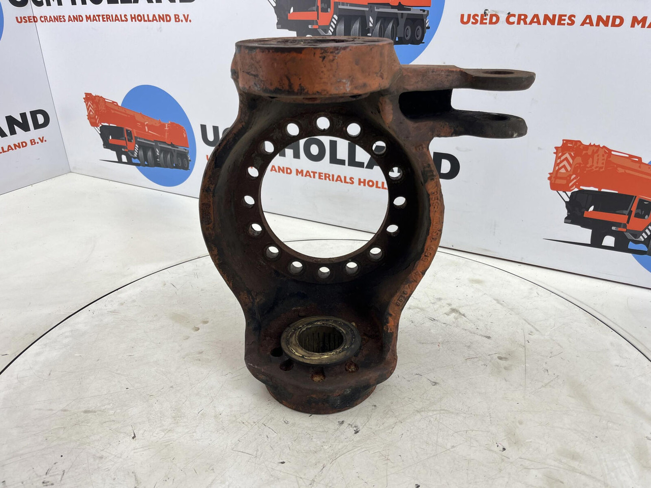 FAUN RTF 50/60 Steering knuckle 16 holes axle 1 right - Ακραξόνιο για Τηλεσκοπικός γερανός: φωτογραφία 5 FAUN RTF 50/60 Steering knuckle 16 holes axle 1 right - Ακραξόνιο για Τηλεσκοπικός γερανός: φωτογραφία 5