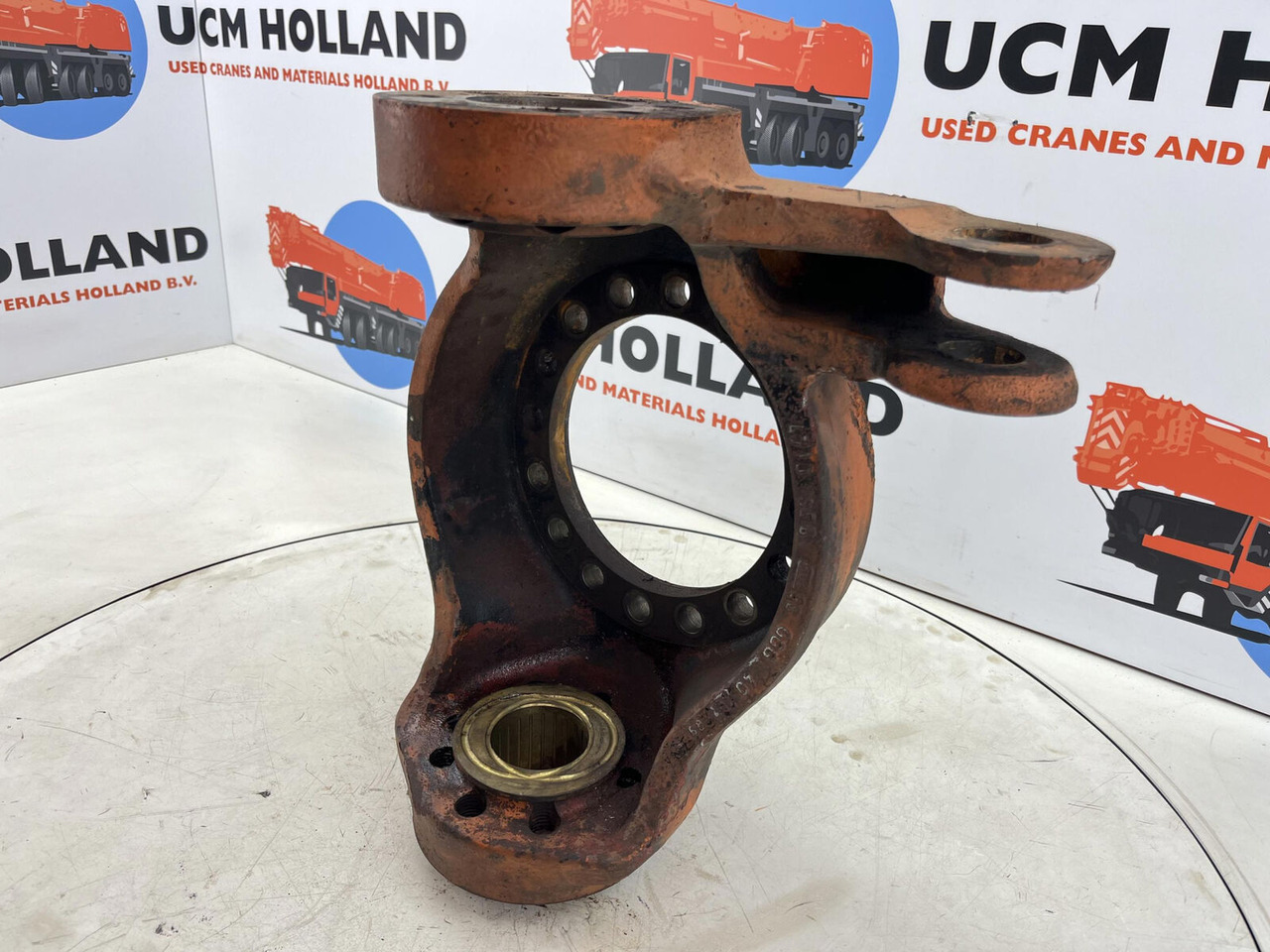 FAUN RTF 50 Steering knuckle 16 holes axle 3 right - Ακραξόνιο για Τηλεσκοπικός γερανός: φωτογραφία 4 FAUN RTF 50 Steering knuckle 16 holes axle 3 right - Ακραξόνιο για Τηλεσκοπικός γερανός: φωτογραφία 4