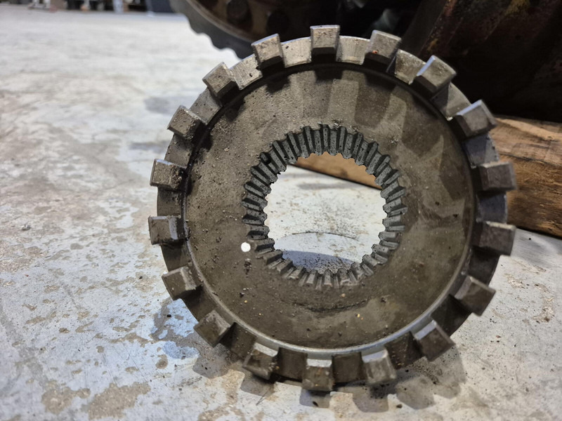Faun RTF 60 mid differential 12 x 27 - Διαφορικό για Γερανός: φωτογραφία 5 Faun RTF 60 mid differential 12 x 27 - Διαφορικό για Γερανός: φωτογραφία 5