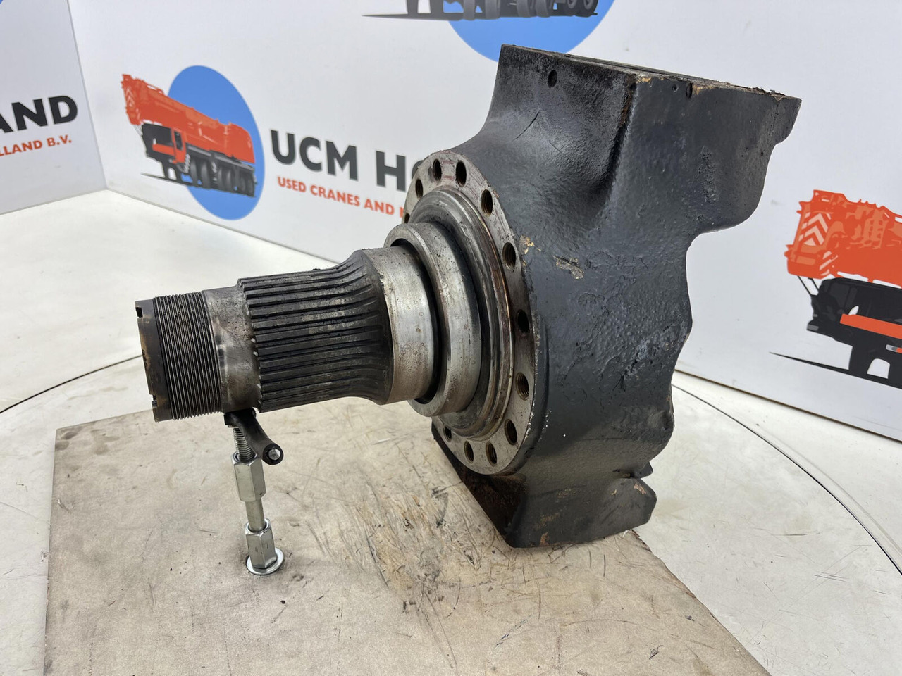 Grove AT 750 BE Steering knuckle 16 holes - Ακραξόνιο για Τηλεσκοπικός γερανός: φωτογραφία 1 Grove AT 750 BE Steering knuckle 16 holes - Ακραξόνιο για Τηλεσκοπικός γερανός: φωτογραφία 1