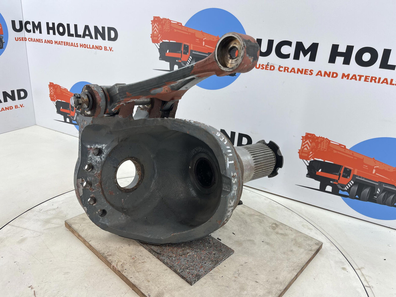 Grove GMK 3055 Steering knuckle 16 holes axle 1 right - Ακραξόνιο για Τηλεσκοπικός γερανός: φωτογραφία 4 Grove GMK 3055 Steering knuckle 16 holes axle 1 right - Ακραξόνιο για Τηλεσκοπικός γερανός: φωτογραφία 4