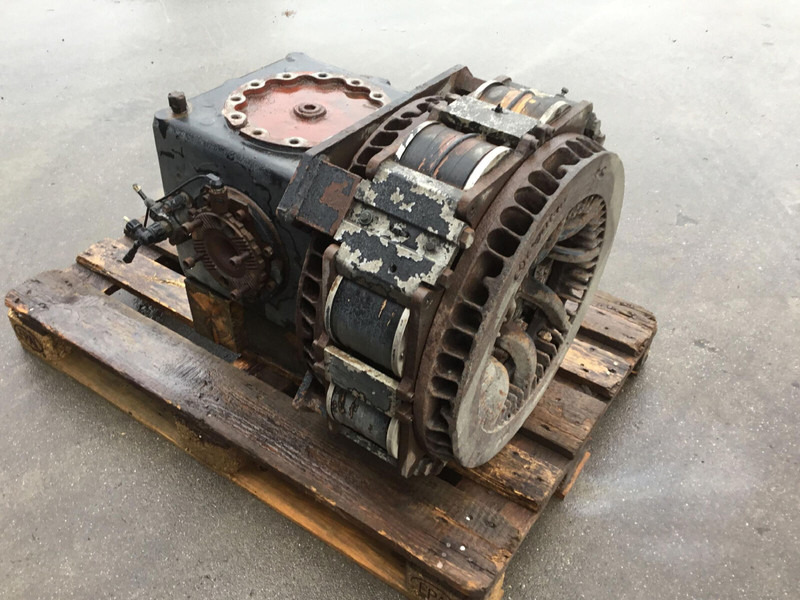 Grove Kessler Grove GMK 5100 diff box axle 5 - Κιβώτιο ταχυτήτων για Γερανός: φωτογραφία 1 Grove Kessler Grove GMK 5100 diff box axle 5 - Κιβώτιο ταχυτήτων για Γερανός: φωτογραφία 1