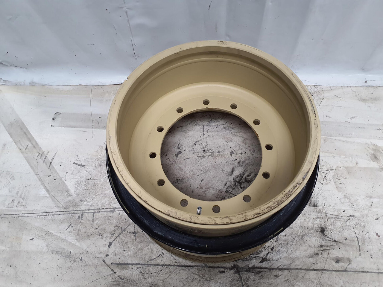 Grove Rim 525/80R25 12 20.5 3p - Ζάντα για Γερανός: φωτογραφία 2 Grove Rim 525/80R25 12 20.5 3p - Ζάντα για Γερανός: φωτογραφία 2