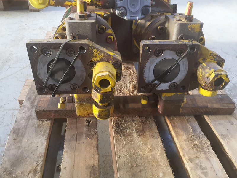 Krupp 70 GMT distributor gear box with pump set - Υδραυλική αντλία για Γερανός: φωτογραφία 5 Krupp 70 GMT distributor gear box with pump set - Υδραυλική αντλία για Γερανός: φωτογραφία 5