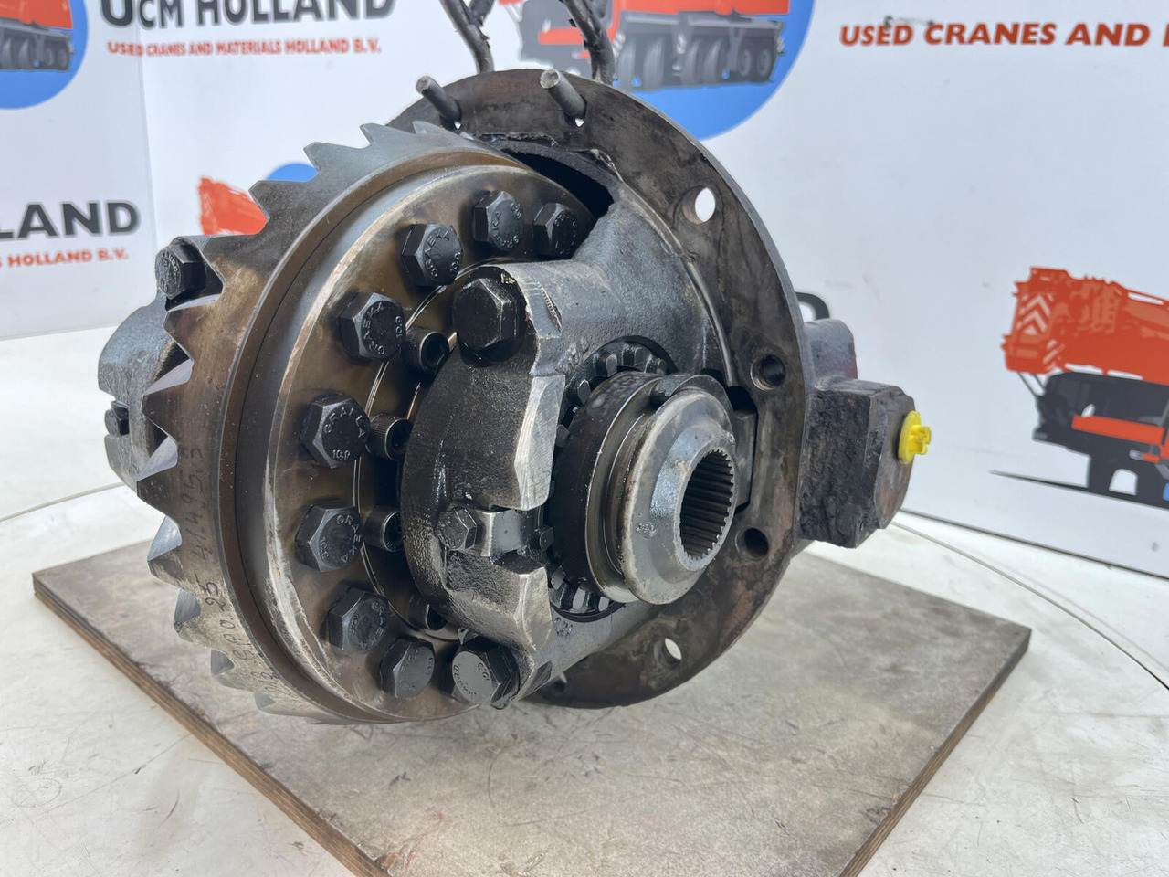 Krupp KMK 2025 End differential 11x29 axle 1 - Διαφορικό για Τηλεσκοπικός γερανός: φωτογραφία 2 Krupp KMK 2025 End differential 11x29 axle 1 - Διαφορικό για Τηλεσκοπικός γερανός: φωτογραφία 2