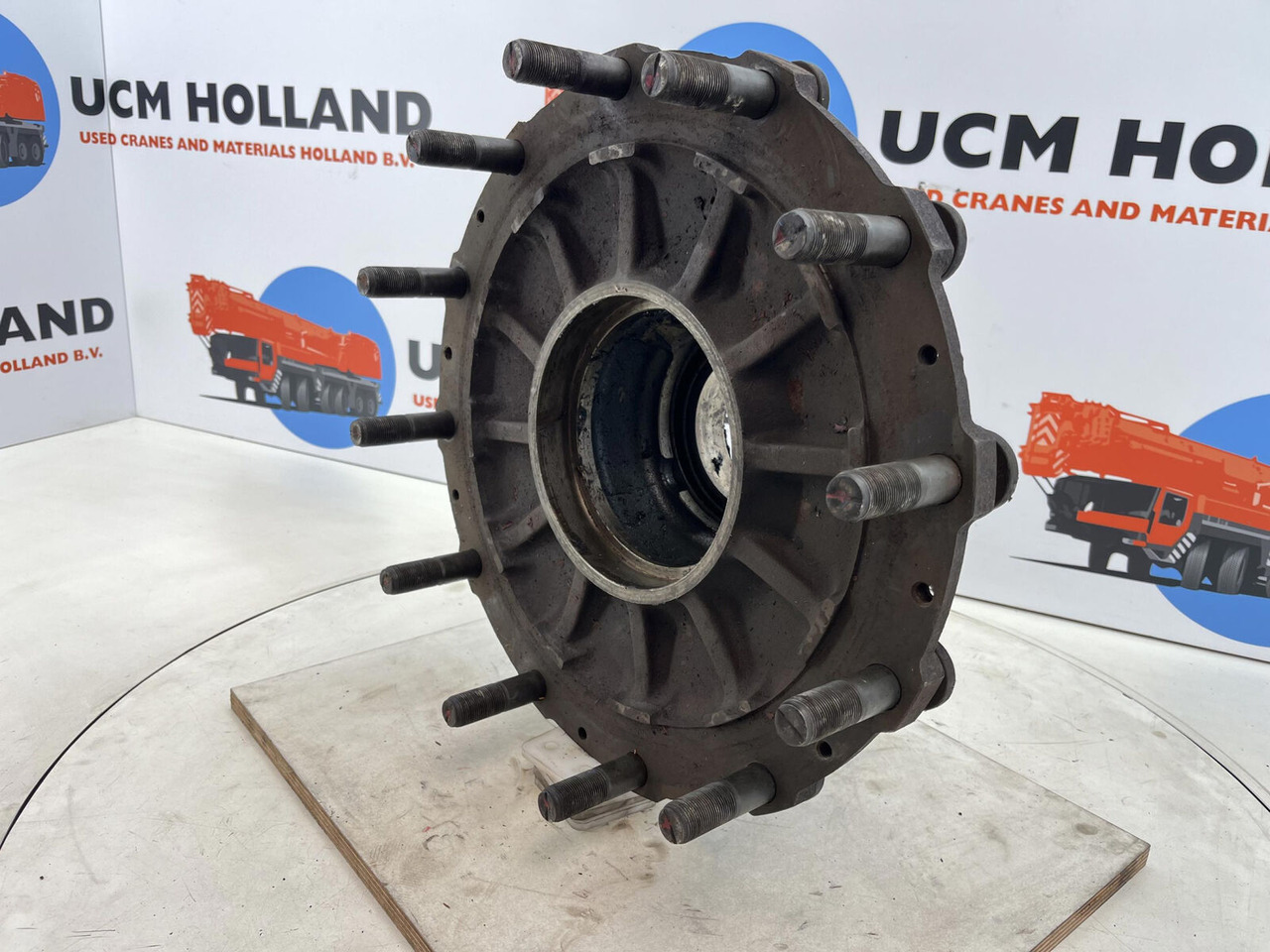 Krupp KMK 3045 Megatrak wheel hub - Πλήμνης για Γερανός: φωτογραφία 1 Krupp KMK 3045 Megatrak wheel hub - Πλήμνης για Γερανός: φωτογραφία 1