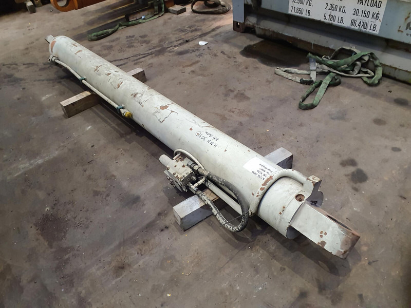 Krupp KMK 3050 Boom cylinder - Υδραυλικός κύλινδρος για Γερανός: φωτογραφία 3 Krupp KMK 3050 Boom cylinder - Υδραυλικός κύλινδρος για Γερανός: φωτογραφία 3