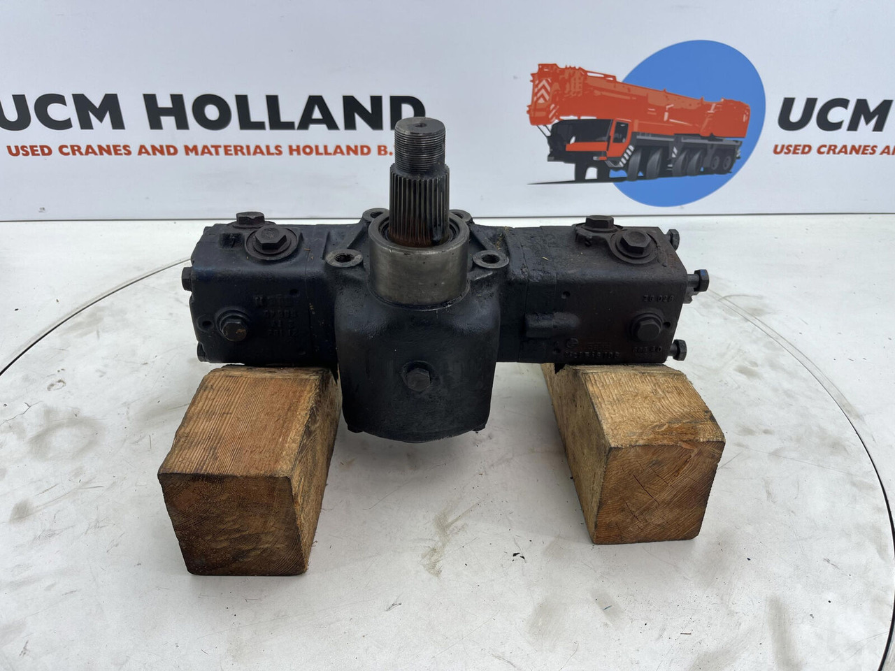 Krupp KMK 4070 steering box only for parts - Κρεμαγιέρα για Τηλεσκοπικός γερανός: φωτογραφία 3 Krupp KMK 4070 steering box only for parts - Κρεμαγιέρα για Τηλεσκοπικός γερανός: φωτογραφία 3