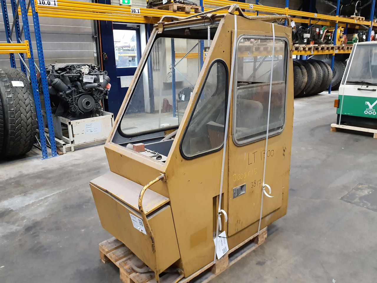 Liebherr LT 1120 upper cabin - Καμπίνα για Τηλεσκοπικός γερανός: φωτογραφία 1 Liebherr LT 1120 upper cabin - Καμπίνα για Τηλεσκοπικός γερανός: φωτογραφία 1