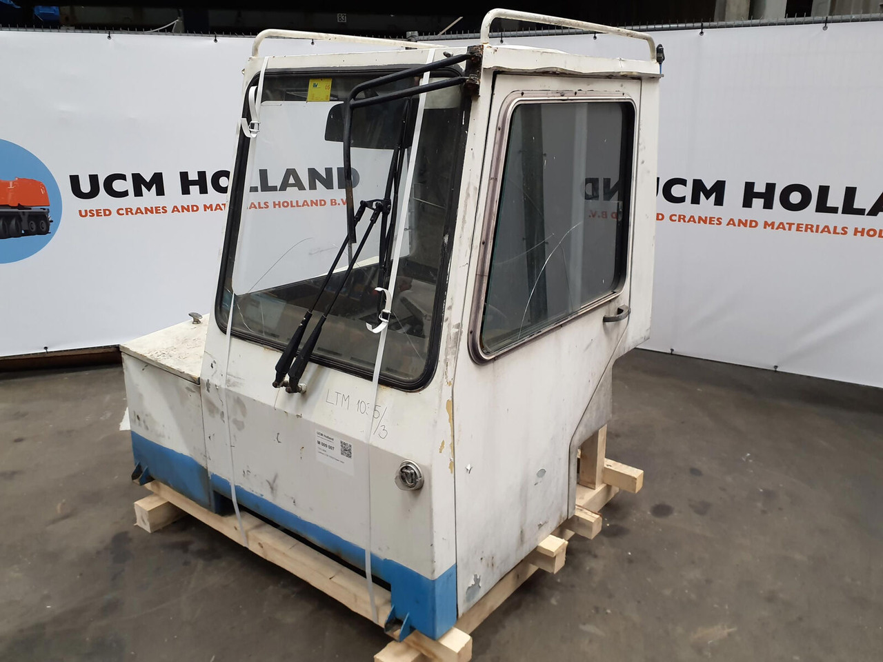 Liebherr LTM 1035/3 lower cabin - Καμπίνα για Τηλεσκοπικός γερανός: φωτογραφία 1 Liebherr LTM 1035/3 lower cabin - Καμπίνα για Τηλεσκοπικός γερανός: φωτογραφία 1