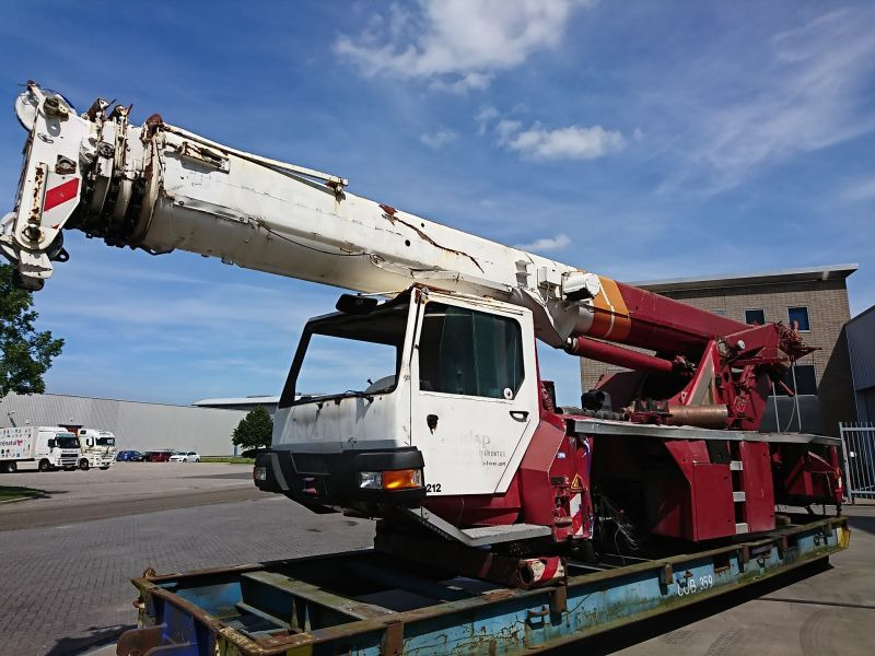 Liebherr LTM 1040-2.1 - Τηλεσκοπικός γερανός: φωτογραφία 1 Liebherr LTM 1040-2.1 - Τηλεσκοπικός γερανός: φωτογραφία 1