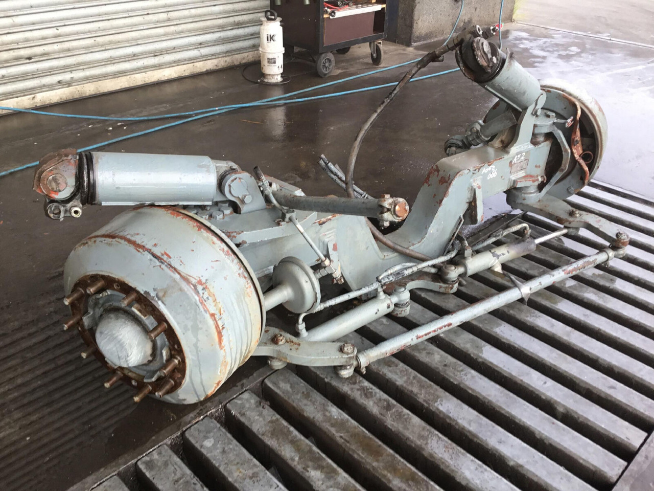 Liebherr LTM 1050-1 axle 2 - Αξονας και ανταλλακτικά για Τηλεσκοπικός γερανός: φωτογραφία 2 Liebherr LTM 1050-1 axle 2 - Αξονας και ανταλλακτικά για Τηλεσκοπικός γερανός: φωτογραφία 2