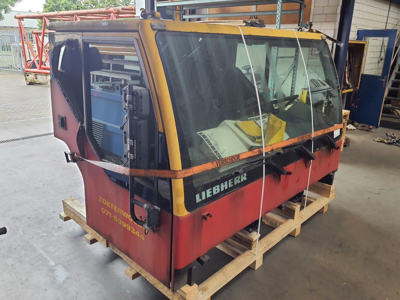 Liebherr LTM 1060-2 drivers cabin - Καμπίνα για Γερανός: φωτογραφία 2 Liebherr LTM 1060-2 drivers cabin - Καμπίνα για Γερανός: φωτογραφία 2