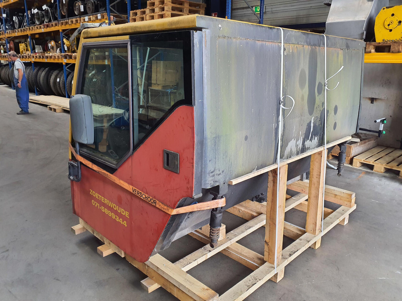 Liebherr LTM 1060-2 drivers cabin - Καμπίνα για Γερανός: φωτογραφία 4 Liebherr LTM 1060-2 drivers cabin - Καμπίνα για Γερανός: φωτογραφία 4