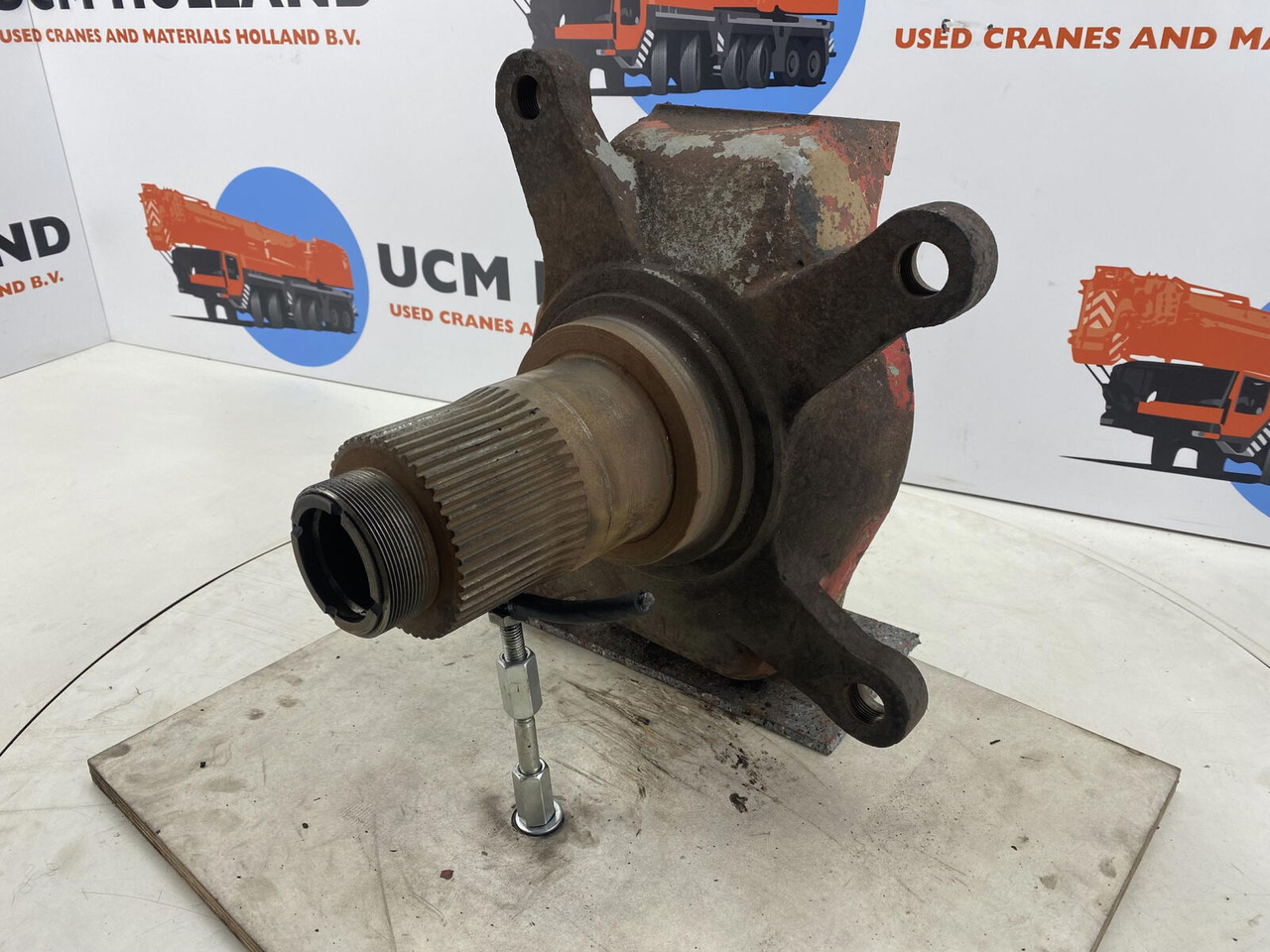 Liebherr LTM 1060 Steering knuckle axle 1 and 2 - Ακραξόνιο για Τηλεσκοπικός γερανός: φωτογραφία 1 Liebherr LTM 1060 Steering knuckle axle 1 and 2 - Ακραξόνιο για Τηλεσκοπικός γερανός: φωτογραφία 1