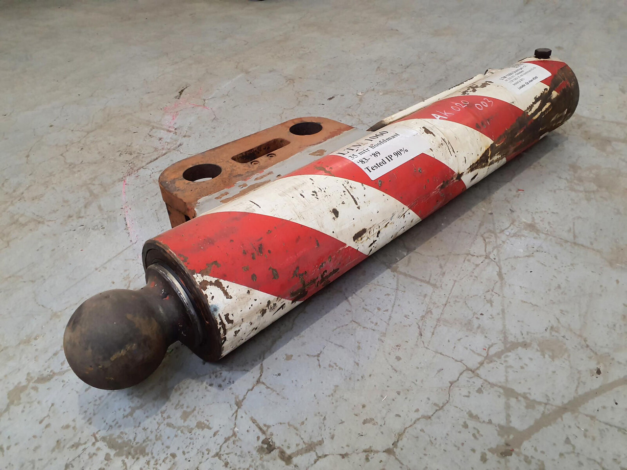 Liebherr LTM 1060 outrigger cylinder - Υδραυλικός κύλινδρος για Γερανός: φωτογραφία 4 Liebherr LTM 1060 outrigger cylinder - Υδραυλικός κύλινδρος για Γερανός: φωτογραφία 4