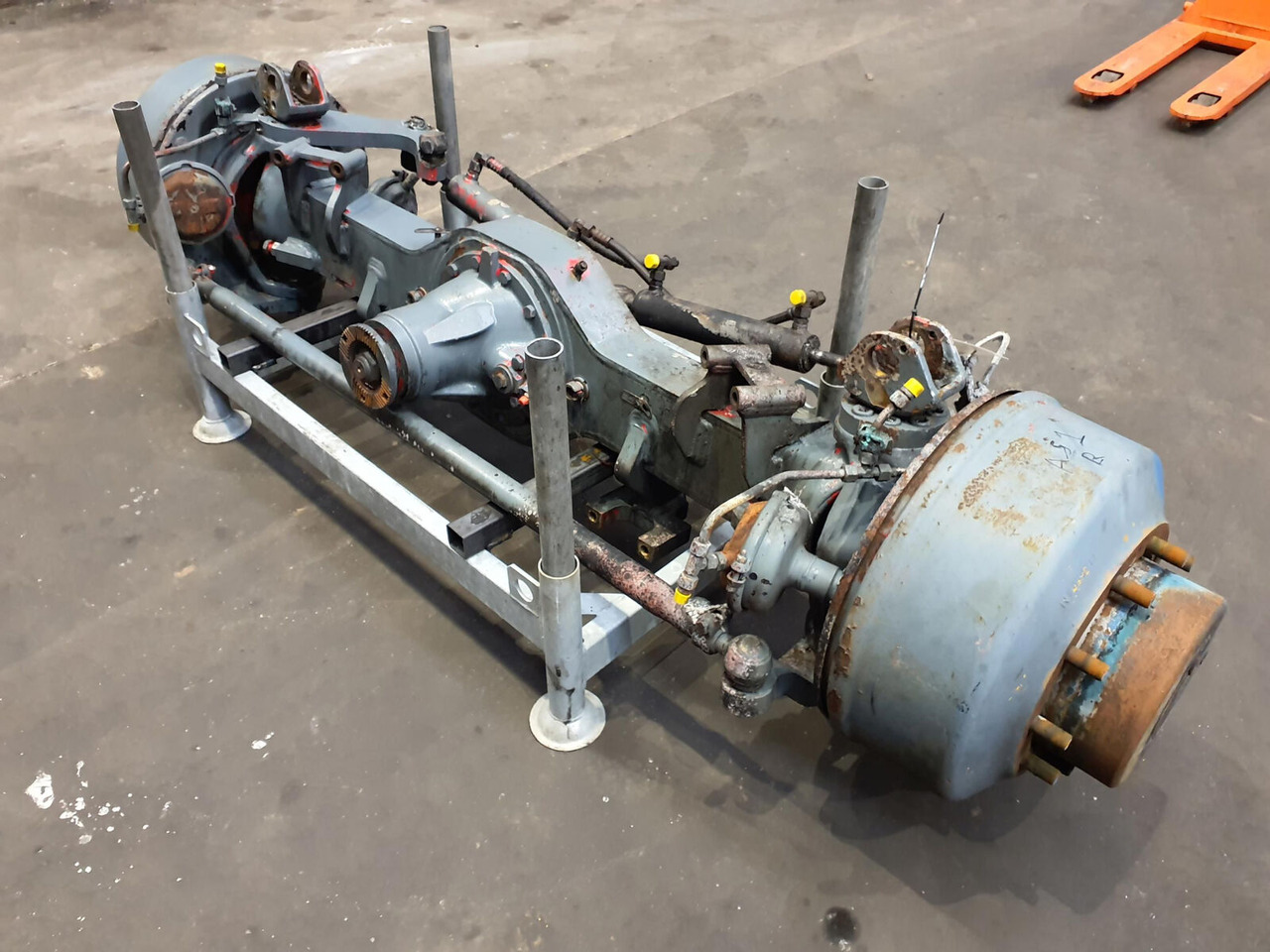 Liebherr LTM 1070-4.1 axle 1 - Αξονας και ανταλλακτικά για Τηλεσκοπικός γερανός: φωτογραφία 3 Liebherr LTM 1070-4.1 axle 1 - Αξονας και ανταλλακτικά για Τηλεσκοπικός γερανός: φωτογραφία 3