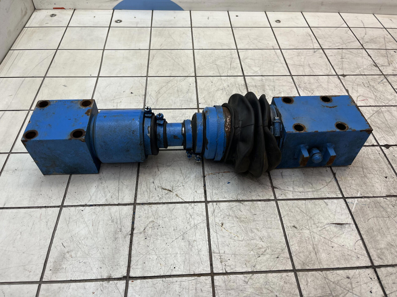 Liebherr LTM 1400-7.1 cylinder connection - Υδραυλικός κύλινδρος για Τηλεσκοπικός γερανός: φωτογραφία 3 Liebherr LTM 1400-7.1 cylinder connection - Υδραυλικός κύλινδρος για Τηλεσκοπικός γερανός: φωτογραφία 3