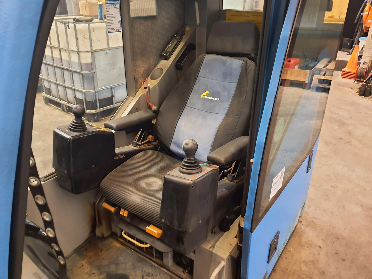 Liebherr LTM 1400-7.1 upper cabin - Καμπίνα για Τηλεσκοπικός γερανός: φωτογραφία 5 Liebherr LTM 1400-7.1 upper cabin - Καμπίνα για Τηλεσκοπικός γερανός: φωτογραφία 5