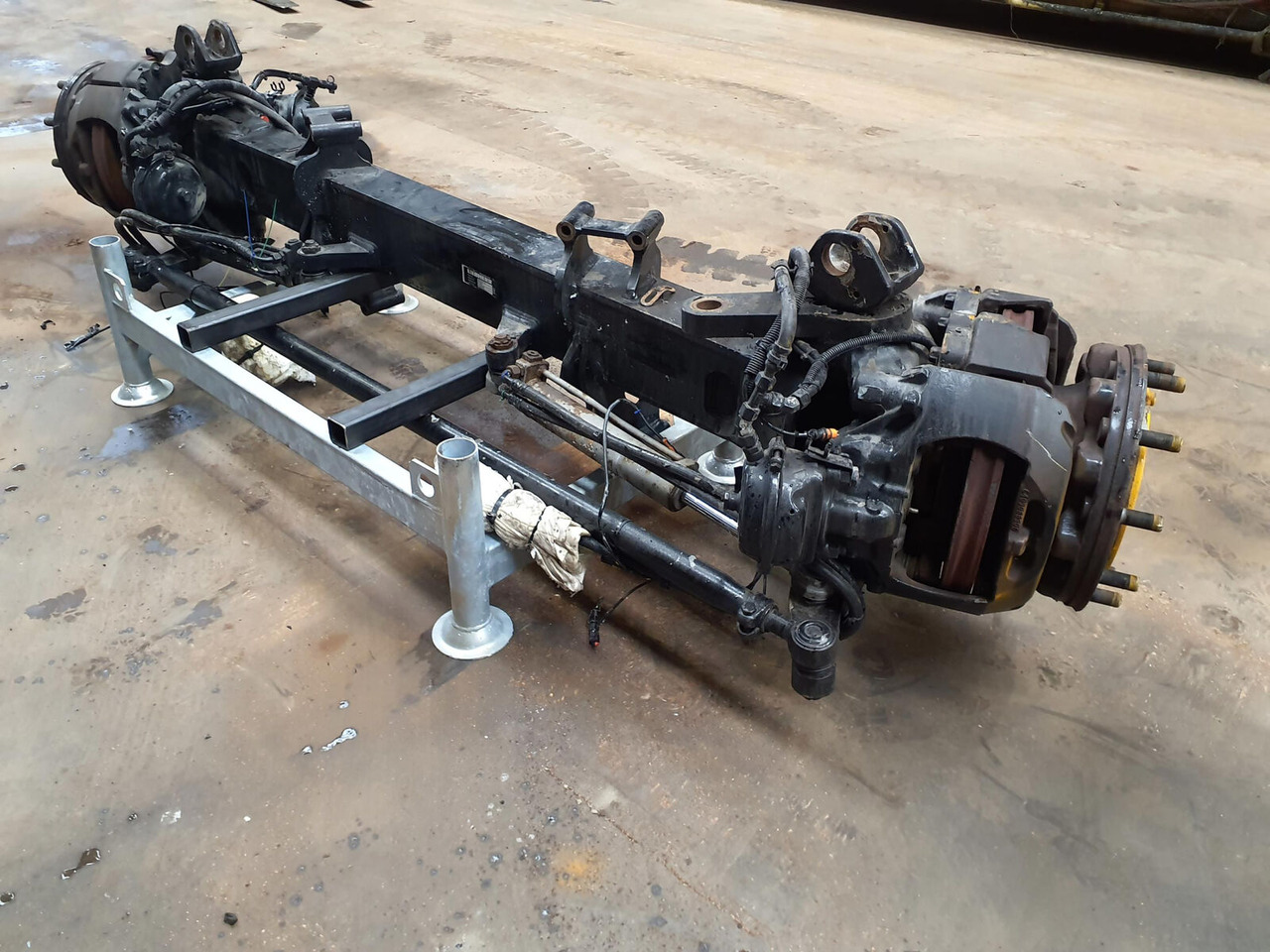 Liebherr LTM 1750-9.1 axle 1 - Αξονας και ανταλλακτικά για Τηλεσκοπικός γερανός: φωτογραφία 3 Liebherr LTM 1750-9.1 axle 1 - Αξονας και ανταλλακτικά για Τηλεσκοπικός γερανός: φωτογραφία 3