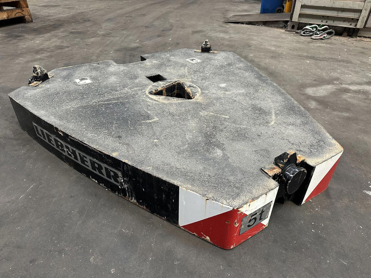 Liebherr LTM /LR counterweight 5T - Αντίβαρο για Τηλεσκοπικός γερανός: φωτογραφία 1 Liebherr LTM /LR counterweight 5T - Αντίβαρο για Τηλεσκοπικός γερανός: φωτογραφία 1