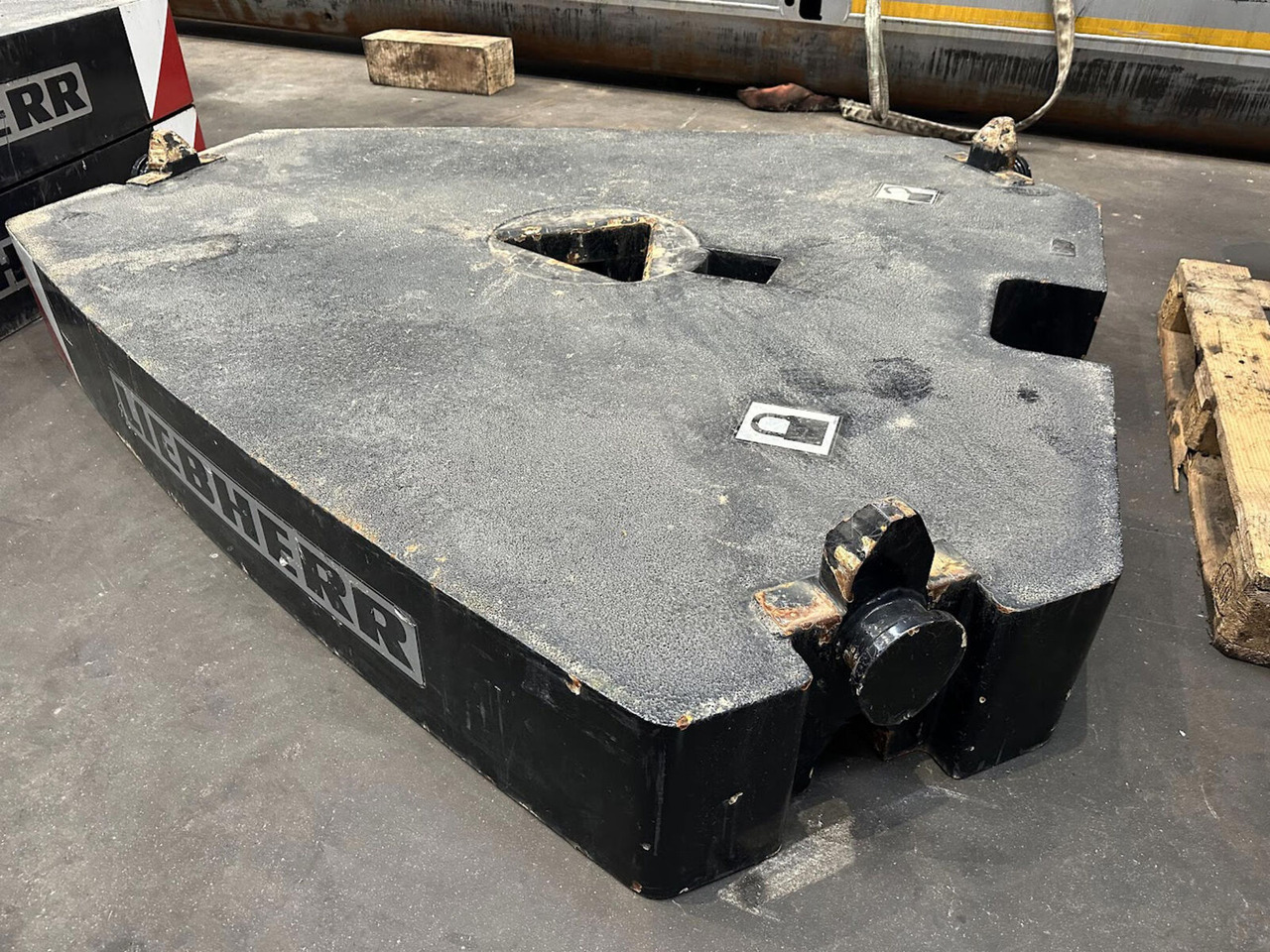 Liebherr LTM /LR counterweight 5T - Αντίβαρο για Τηλεσκοπικός γερανός: φωτογραφία 2 Liebherr LTM /LR counterweight 5T - Αντίβαρο για Τηλεσκοπικός γερανός: φωτογραφία 2