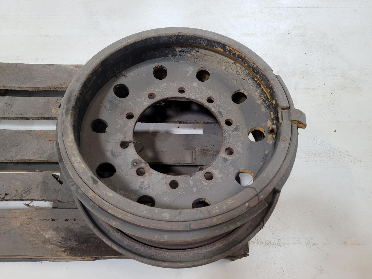 Rim 445/95R25 10 14.5 5p - Ζάντα για Γερανός: φωτογραφία 1 Rim 445/95R25 10 14.5 5p - Ζάντα για Γερανός: φωτογραφία 1