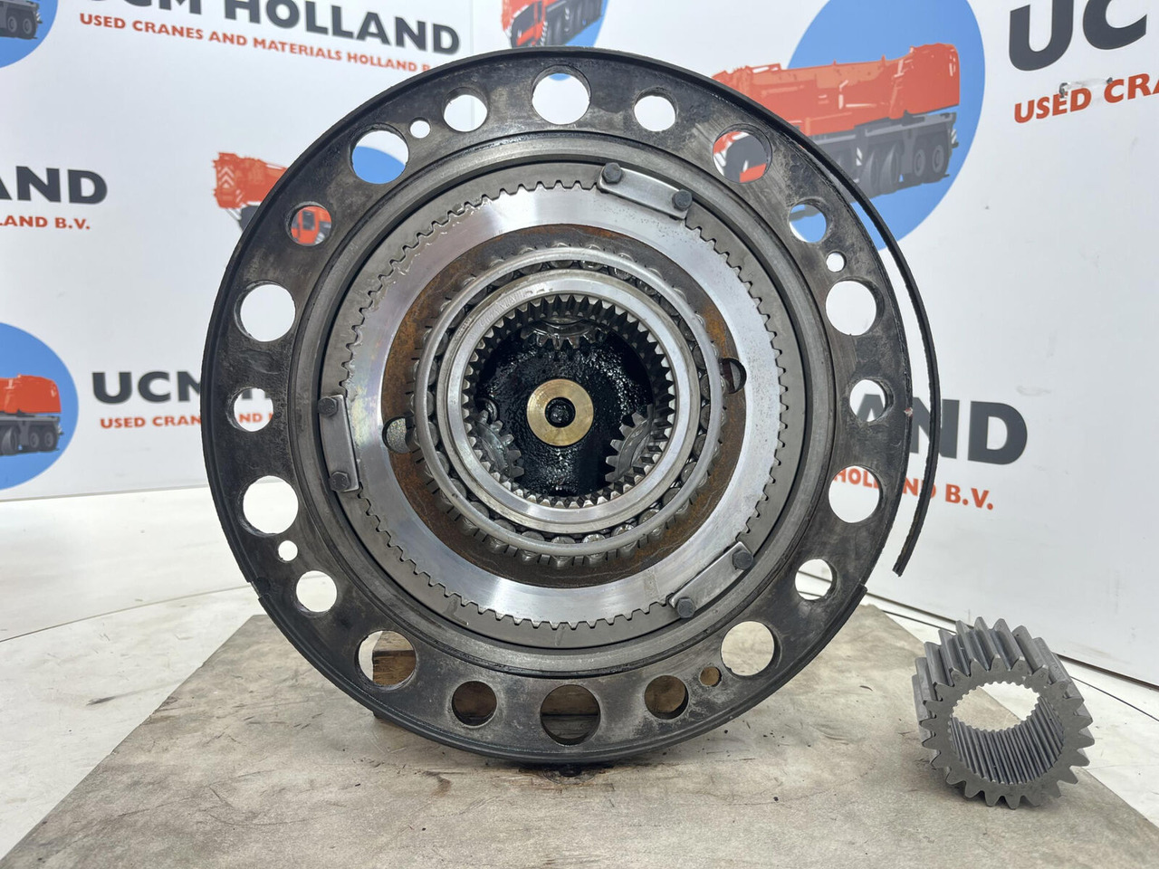 Terex/Demag AC 100/4 planetary gear 22-25-74-40-3pl-H127-46 - Μοτέρ πορείας για Γερανός: φωτογραφία 5 Terex/Demag AC 100/4 planetary gear 22-25-74-40-3pl-H127-46 - Μοτέρ πορείας για Γερανός: φωτογραφία 5