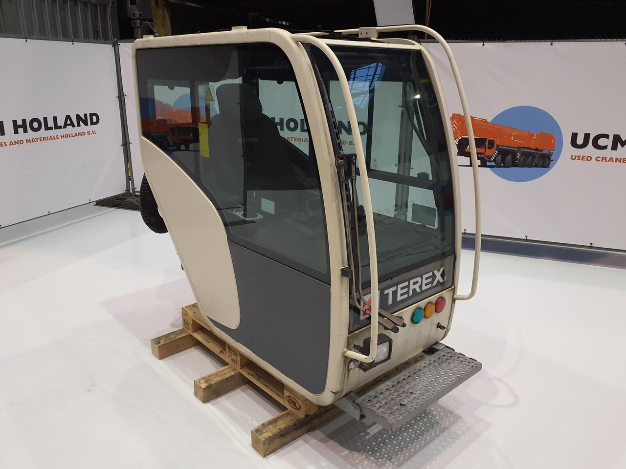 Terex challenger upper cabin - Καμπίνα για Πυργογερανός: φωτογραφία 1 Terex challenger upper cabin - Καμπίνα για Πυργογερανός: φωτογραφία 1