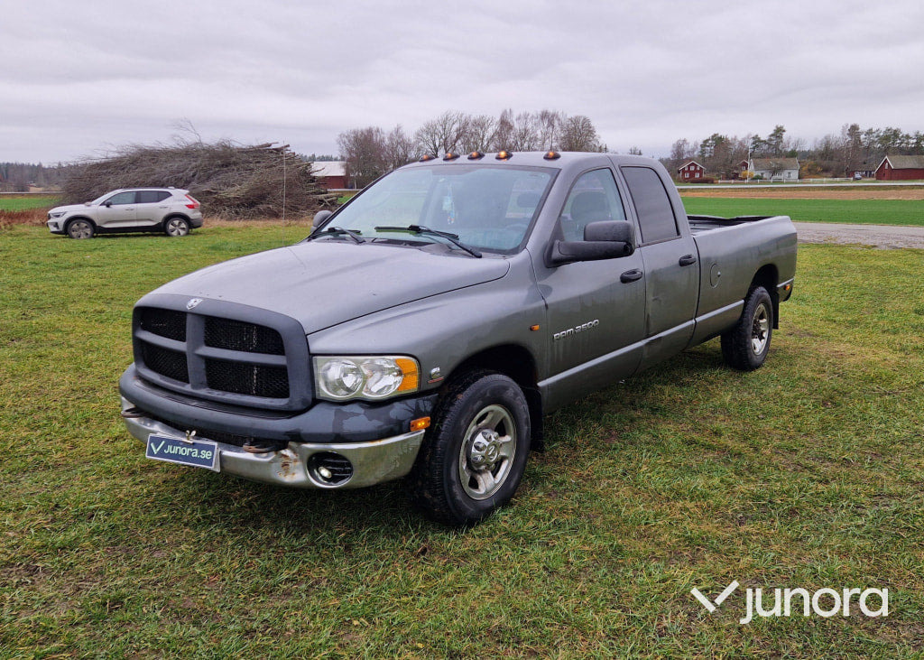 Lastbil - Dodge, RAM ST 2500 Quad, Cummins - Ημιφορτηγό: φωτογραφία 1 Lastbil - Dodge, RAM ST 2500 Quad, Cummins - Ημιφορτηγό: φωτογραφία 1