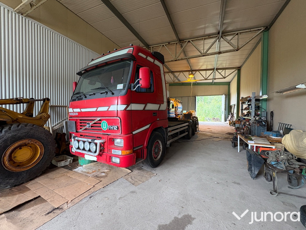 Lastbil - Volvo, FH12 6X2 - Τράκτορας: φωτογραφία 1 Lastbil - Volvo, FH12 6X2 - Τράκτορας: φωτογραφία 1