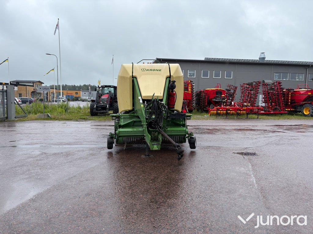 Rundbalspress Krone BIGPACK 890 - Βαγόνι ενσίρωσης: φωτογραφία 2 Rundbalspress Krone BIGPACK 890 - Βαγόνι ενσίρωσης: φωτογραφία 2