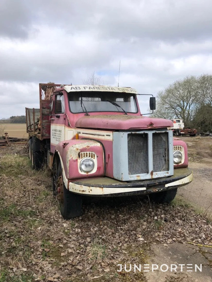 Scania LS 110 S 1971 - Φορτηγό με ανοιχτή καρότσα, Φορτηγό με γερανό: φωτογραφία 1 Scania LS 110 S 1971 - Φορτηγό με ανοιχτή καρότσα, Φορτηγό με γερανό: φωτογραφία 1