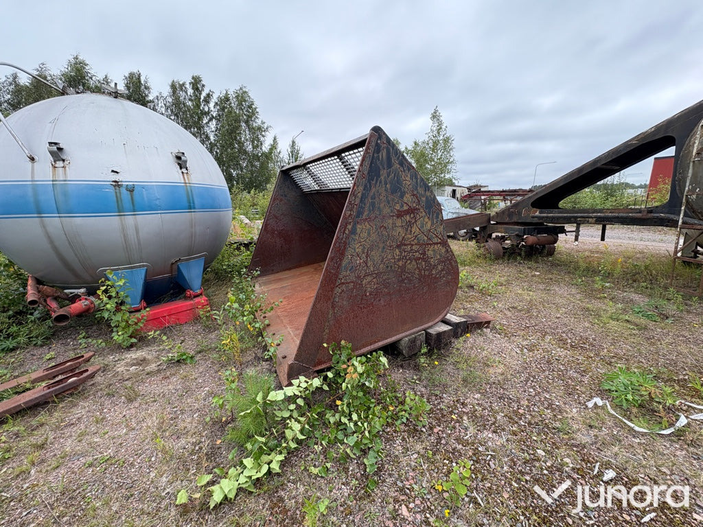 Skopa - Volvo BM - Κουβάς για φορτωτή: φωτογραφία 2 Skopa - Volvo BM - Κουβάς για φορτωτή: φωτογραφία 2