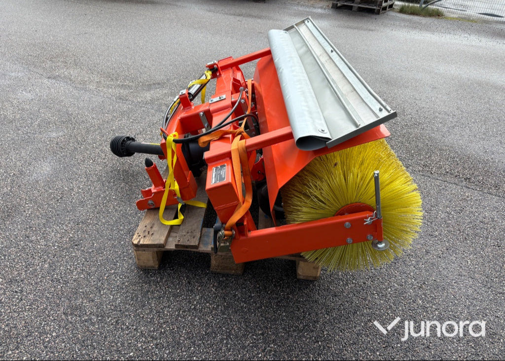 Sopaggregat Husqvarna - Σκούπα: φωτογραφία 1 Sopaggregat Husqvarna - Σκούπα: φωτογραφία 1
