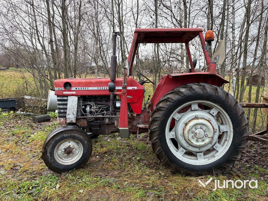 Traktor - Massey Ferguson 165 - Τρακτέρ: φωτογραφία 4 Traktor - Massey Ferguson 165 - Τρακτέρ: φωτογραφία 4