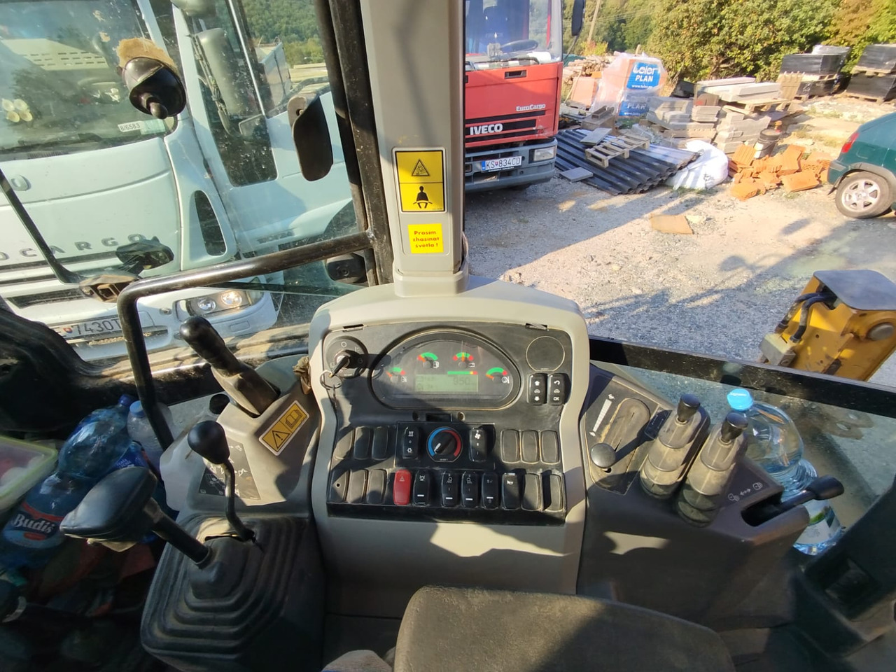 CATERPILLAR 472F2 - Φορτωτής εκσκαφέας: φωτογραφία 4 CATERPILLAR 472F2 - Φορτωτής εκσκαφέας: φωτογραφία 4