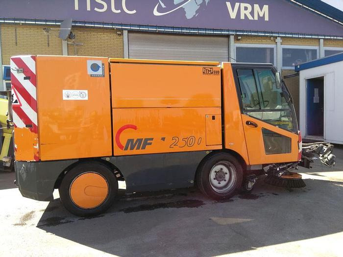 Aebi MFH2500 - Σάρωθρο δρόμων: φωτογραφία 1 Aebi MFH2500 - Σάρωθρο δρόμων: φωτογραφία 1