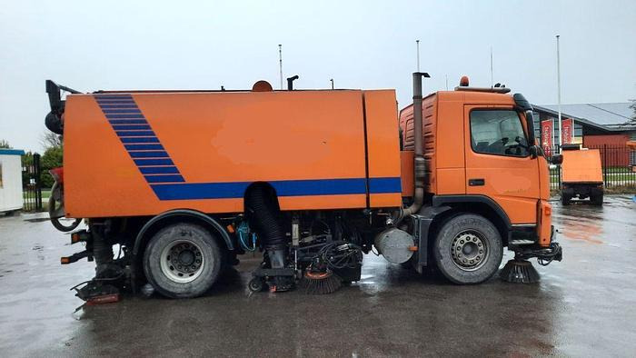Σάρωθρο δρόμων VOLVO M9 4x2R + Johnston Beam VX800 Road Cleaner: φωτογραφία 6