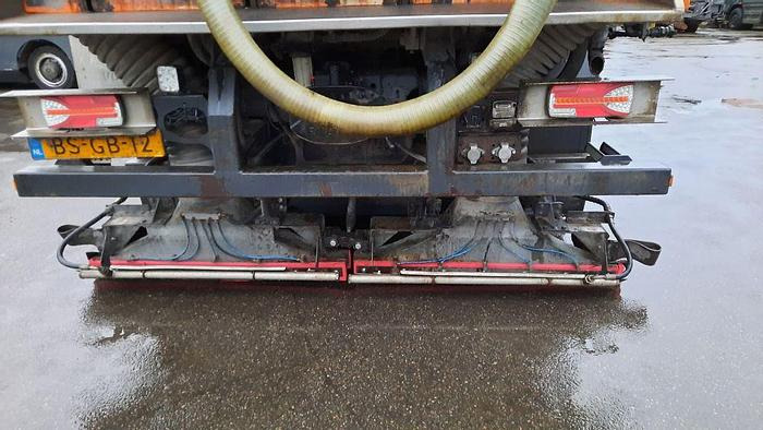 Σάρωθρο δρόμων VOLVO M9 4x2R + Johnston Beam VX800 Road Cleaner: φωτογραφία 12