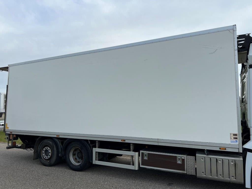 8,4 mtr glasfiber kasse - Xarios 500 - Κλειστά aμάξωμα: φωτογραφία 4 8,4 mtr glasfiber kasse - Xarios 500 - Κλειστά aμάξωμα: φωτογραφία 4