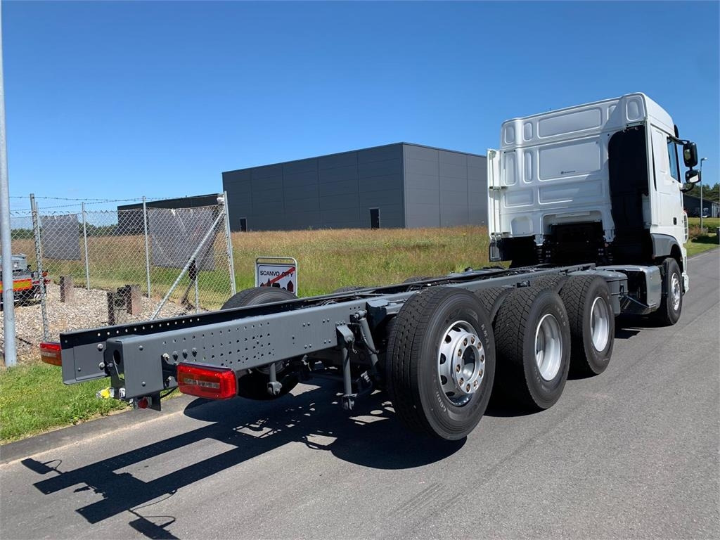 DAF XF 430 FAW 8x4*4 Tridem - Φορτηγό καδοφόρος φορτωτής: φωτογραφία 3 DAF XF 430 FAW 8x4*4 Tridem - Φορτηγό καδοφόρος φορτωτής: φωτογραφία 3