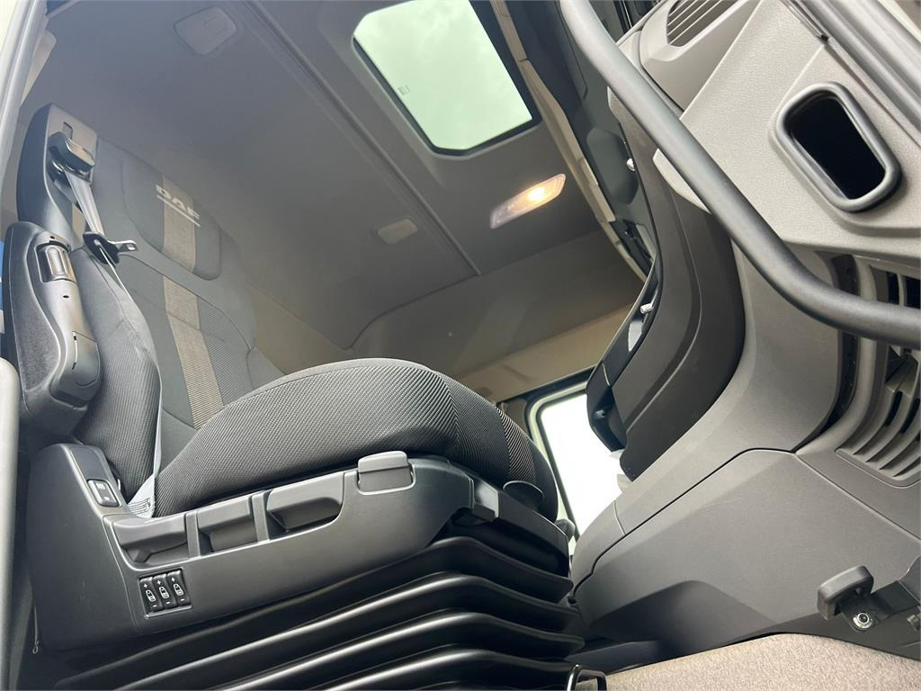 Φορτηγό κόφα DAF XF480 FAS 6x2: φωτογραφία 13