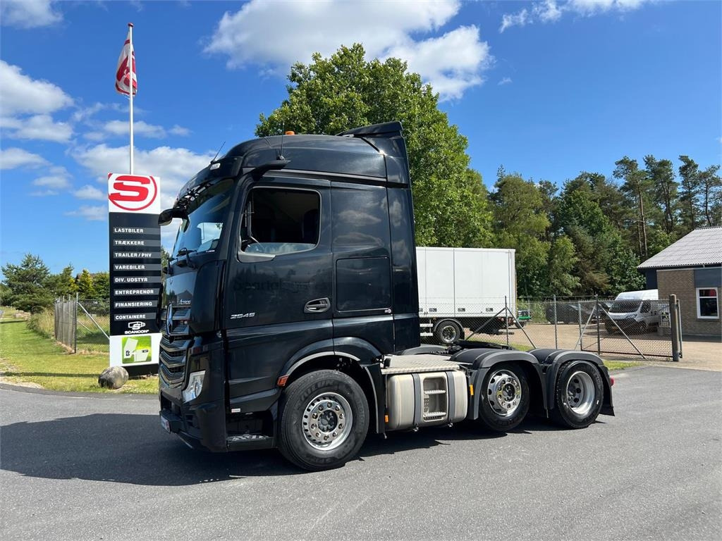 Mercedes-Benz Actros 2545 LS - Τράκτορας: φωτογραφία 1 Mercedes-Benz Actros 2545 LS - Τράκτορας: φωτογραφία 1