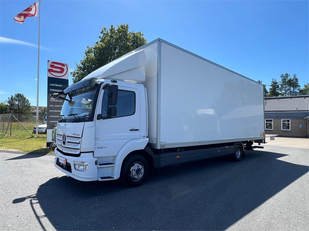 Mercedes-Benz Atego 1224 LnR - Φορτηγό κόφα: φωτογραφία 1 Mercedes-Benz Atego 1224 LnR - Φορτηγό κόφα: φωτογραφία 1
