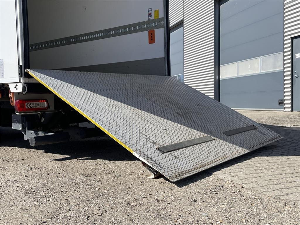 Renault D280 Premium  - Φορτηγό κόφα: φωτογραφία 3 Renault D280 Premium  - Φορτηγό κόφα: φωτογραφία 3