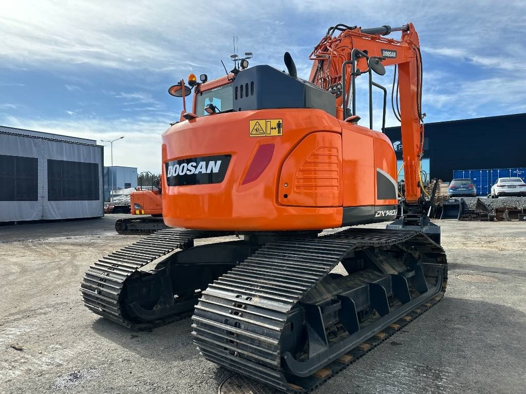 Doosan DX 140 LCR-5 metsäalusta - Ερπυστριοφόρος εκσκαφέας: φωτογραφία 4 Doosan DX 140 LCR-5 metsäalusta - Ερπυστριοφόρος εκσκαφέας: φωτογραφία 4