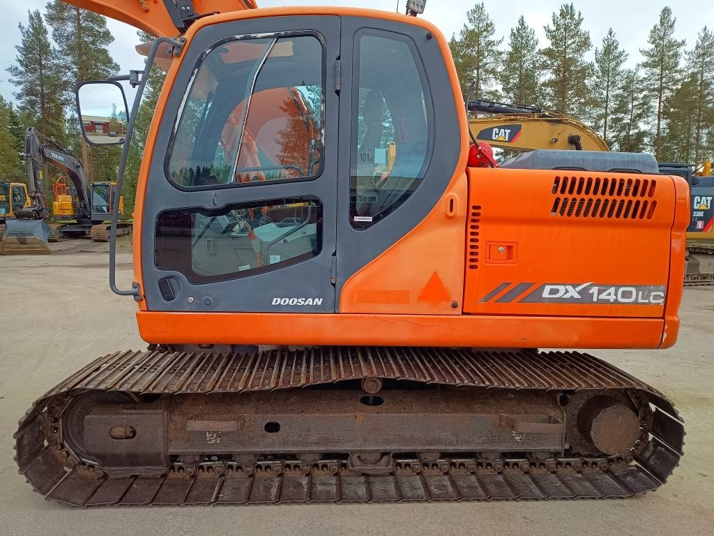Doosan DX140LC KALLISTAJA+PYÖRITTÄJÄ - Ερπυστριοφόρος εκσκαφέας: φωτογραφία 2 Doosan DX140LC KALLISTAJA+PYÖRITTÄJÄ - Ερπυστριοφόρος εκσκαφέας: φωτογραφία 2
