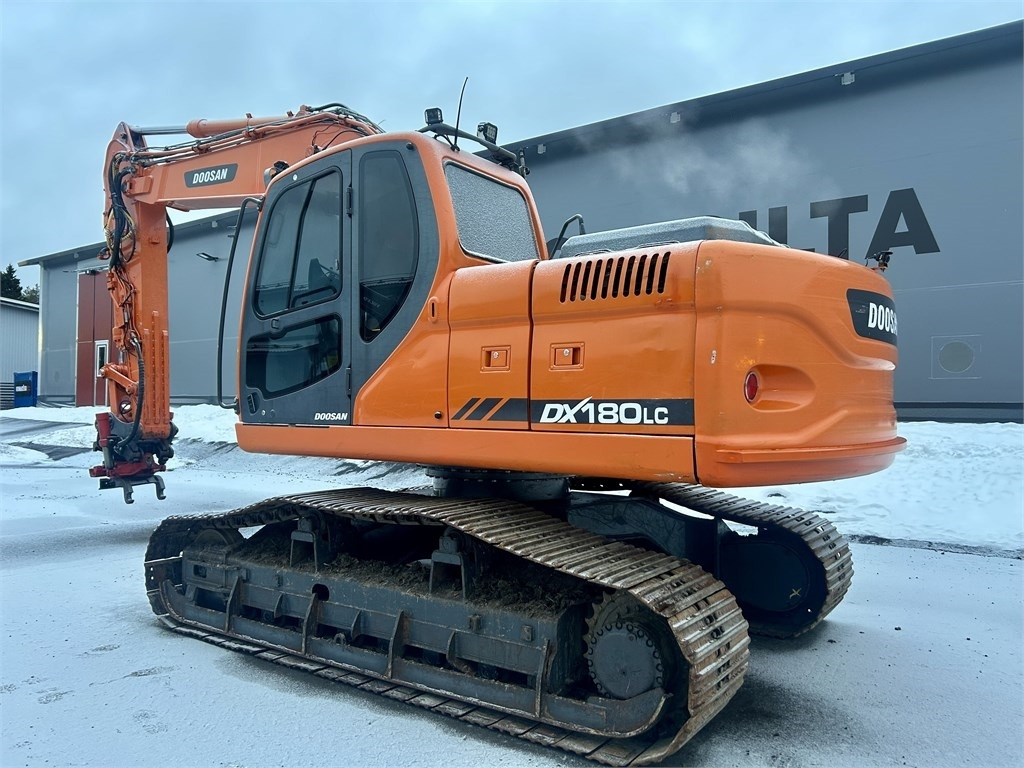 Doosan MYYTY! SOLD! DX180LCH PYÖRITTÄJÄLLÄ - Ερπυστριοφόρος εκσκαφέας: φωτογραφία 2 Doosan MYYTY! SOLD! DX180LCH PYÖRITTÄJÄLLÄ - Ερπυστριοφόρος εκσκαφέας: φωτογραφία 2